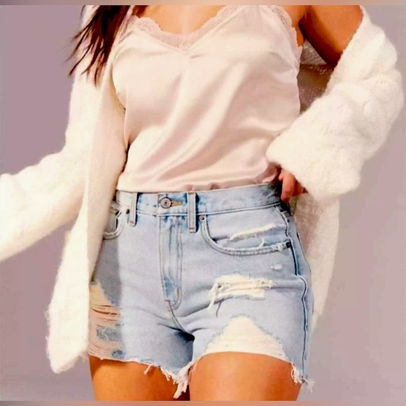 A&F Mid Rise Boyfriend Shorts - Picture 1 of 4